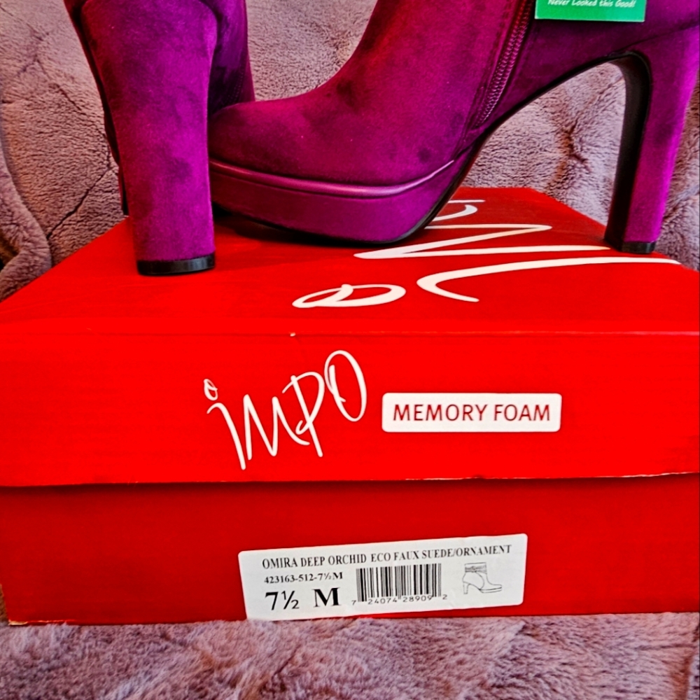 Brand New Impo Omira-Size 7.5 M - Deep Orchid
